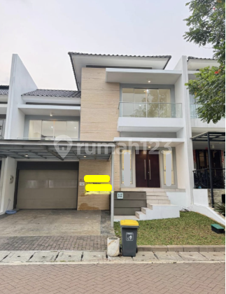 Rumah 2, 5 Lantai Golf Island Serenade PIK