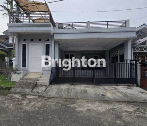 For Sale Semi-Furnished House in the City Center with a Minimalist Theme, Located in the Safe and Comfortable Balikpapan Baru Residential Area, Negotiable Price For Sale Semi-Furnished House in the City Center with a Minimalist Theme, Located in the Safe and Comfortable Balikpapan Baru Residential Area, Negotiable Price