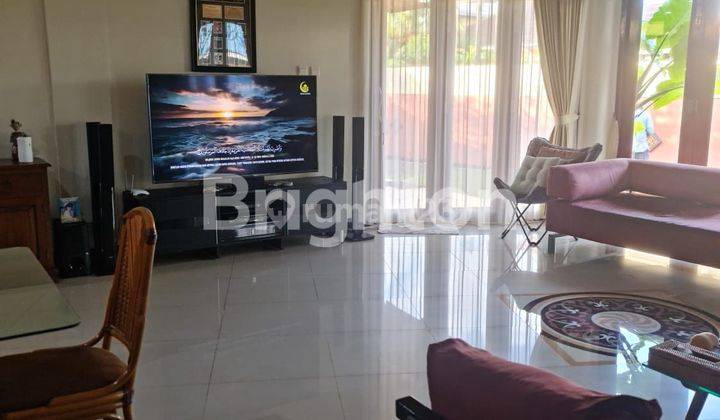 RUMAH BESAR VIEW LAUT SEMI VILLA SEMI FURNIS LOKASI BATAKAN AMAN NYAMAN HARGA NEGO 1