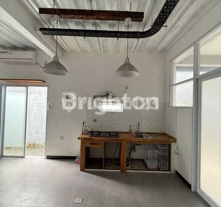 Dijual Rumah Cantik Tengah Kota Bernuansa Minimalis Lokasi Jl. Ponegoro Aman Nyaman Harga Nego 2