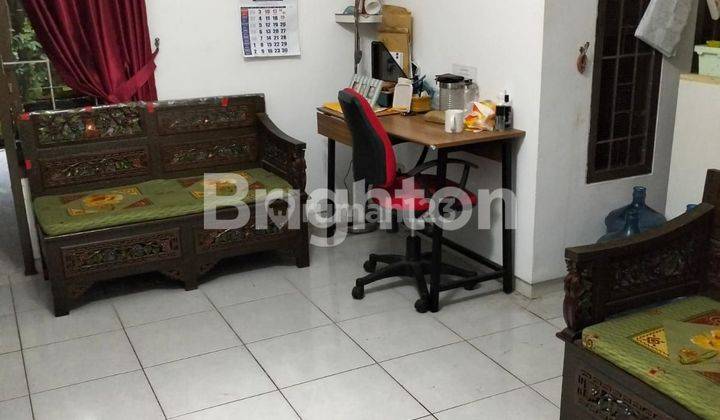 DIJUAL RUMAH SEMIFURNISH TENGAH KOTA LOKASI DALAM PERUMAHAN WIKA AMAN NYAMAN HARGA NEGO 2