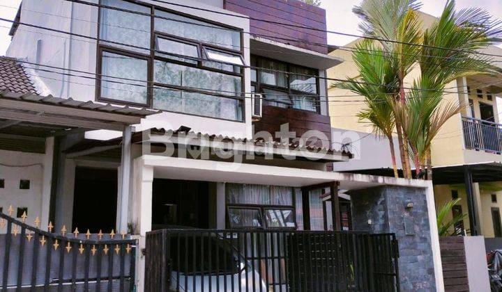 DIJUAL RUMAH FULLFURNISH TENGAH KOTA BERNUANSA MINIMALIS ELEGAN LOKASI DALAM PERUMAHAN  REGENCY AMAN NYAMAN HARGA NEGO 1