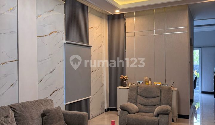 Dijual Rumah Mewah Fullfurnish Tengah Kota Bernuansa Minimalis Lokasi Km 6.5 Aman Nyaman Harga Nego 2