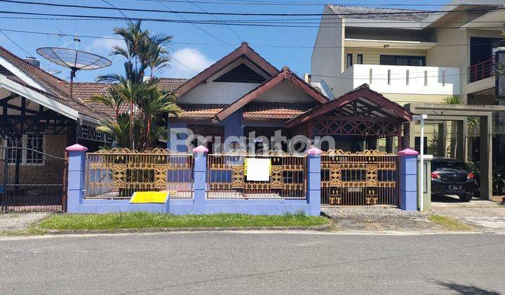 DISEWAKAN RUMAH FULLFURNISH TENGAH KOTA LOKASI DALAM PERUMAHAN BALIKPAPAN BARU AMAN NYAMAN HARGA NEGO 1