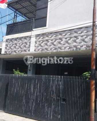 For Sale: Beautiful Semi-Furnished House in the City Center with a Minimalist Theme, Located in a Safe and Comfortable Regency Residential Area, Negotiable Price