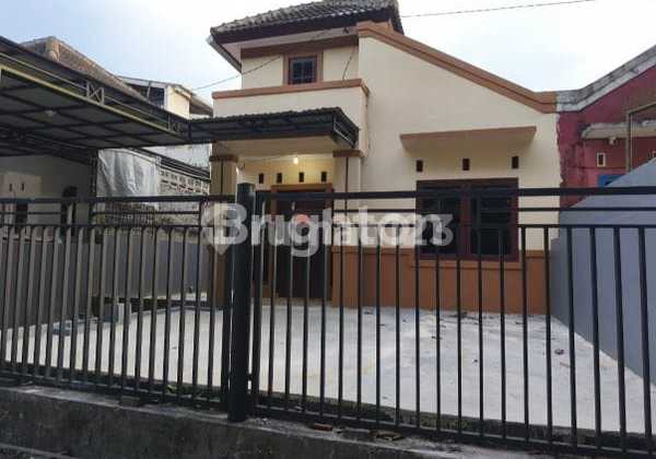 Disewakan Rumah Tengah Kota Bernuansa Minimalis Lokasi Dalam Perumahan Regency Aman Nyaman Harga Nego Disewakan Rumah Tengah Kota Bernuansa Minimalis Lokasi Dalam Perumahan Regency Aman Nyaman Harga Nego