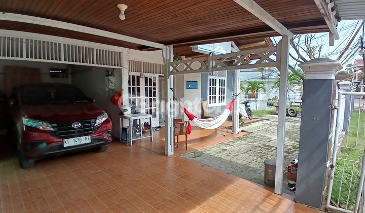 DIJUAL RUMAH SEMIFURNISH TENGAH KOTA LOKASI DALAM PERUMAHAN PUPUK RAYA AMAN NYAMAN HARGA NEGO 2