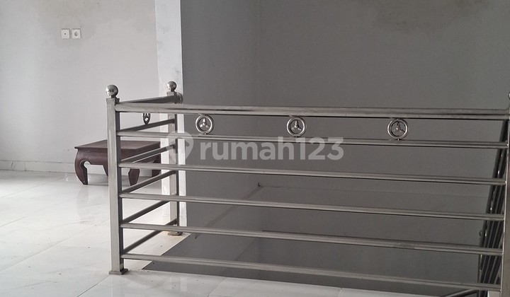 Ideal Investment and Residence in Batu Bulan Semi-Furnished 2