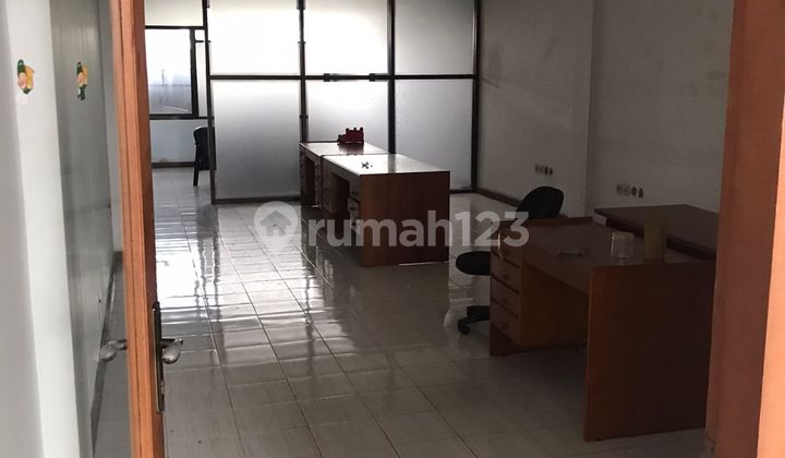 3-Story Shop House on Niti Mandala Renon Street Near the Office Center 2