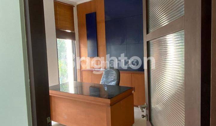 DIJUAL CEPAT RUKO LANTAI 3 DI JALAN PUPUTAN RENON 2