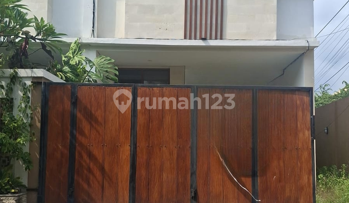 For Rent House on Jalan Tukad Badung