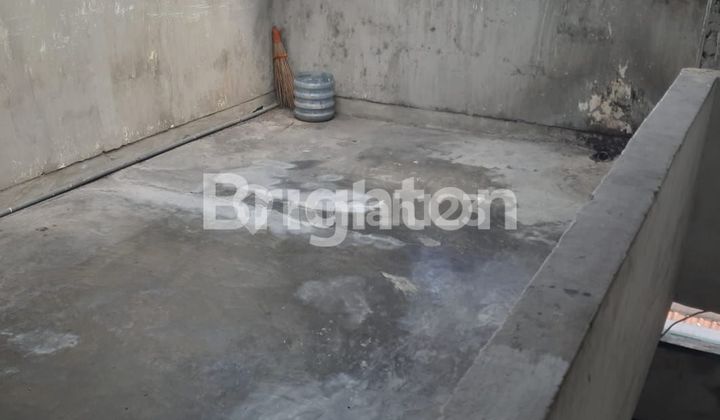 3-STORY SHOPHOUSE IN THE HEART OF DENPASAR CITY 3-STORY SHOPHOUSE IN THE HEART OF DENPASAR CITY