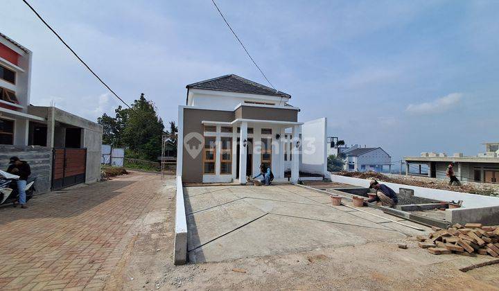 Rumah Megah Plus Kolam Ikan Termurah Bandung 2