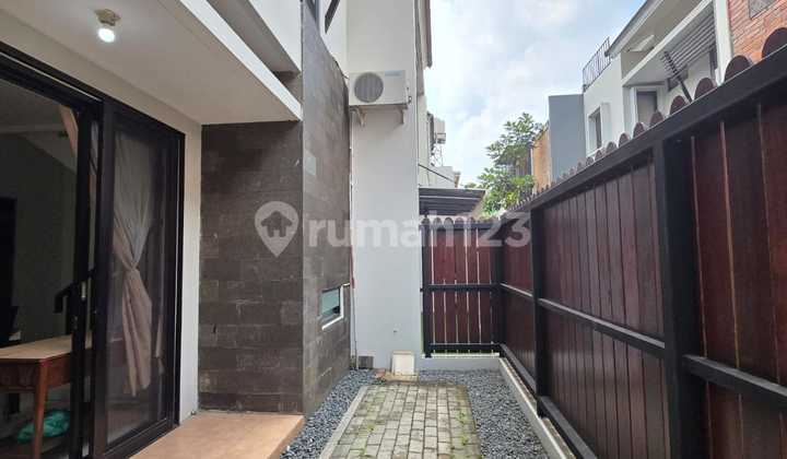 Beautiful Home In Discovery Residence