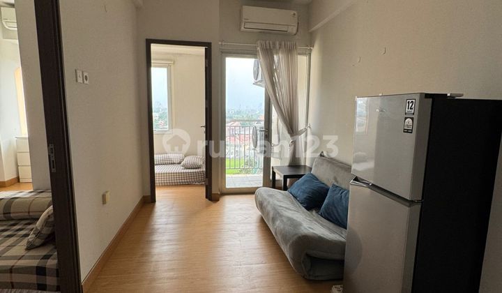 Ready-to-Occupy Emerald Apartment in Bintaro Ready-to-Occupy Emerald Apartment in Bintaro