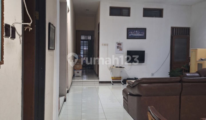 Rumah Lokasi bagus Disewakan di Kota Semarang 2