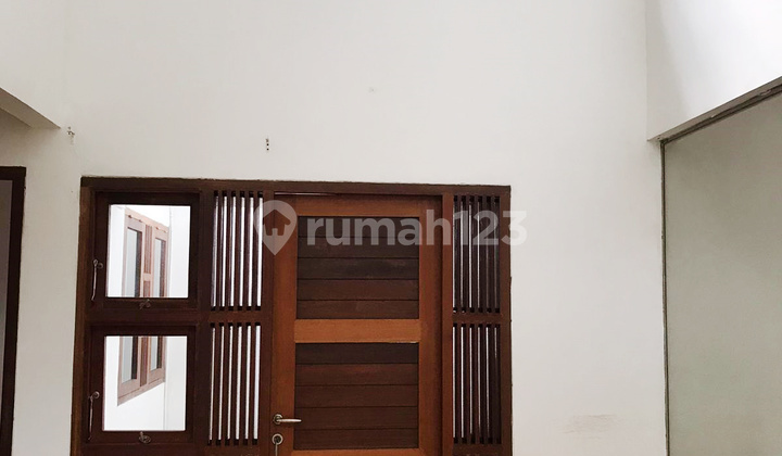 Rumah Bagus Siap Huni di Mahagoni Park Graha Raya Bintaro Jaya
