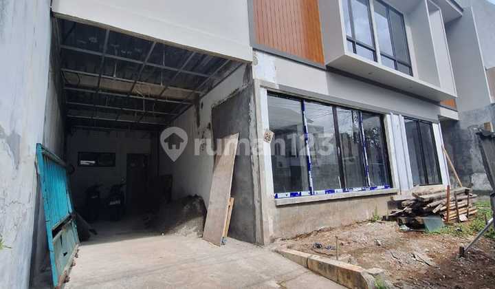 Nice House, Inside a Cluster in Bintaro Jaya 9