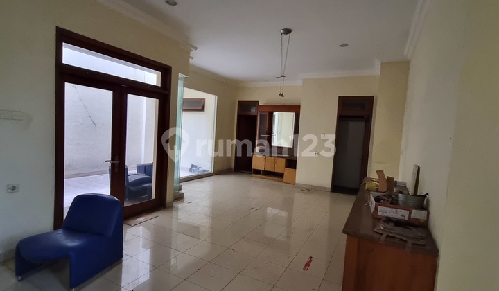 Rumah Bagus Di Jl Trapesium Raya Kebon Jeruk Jakarta Barat 2