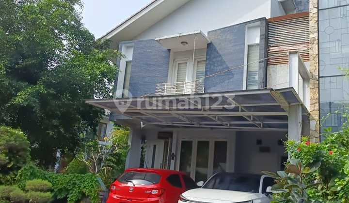 Rumah dalam cluster di Bintaro Jaya Sektor 9. Rumah dalam cluster di Bintaro Jaya Sektor 9.