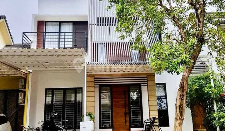 Nice house, great location in Graha Raya