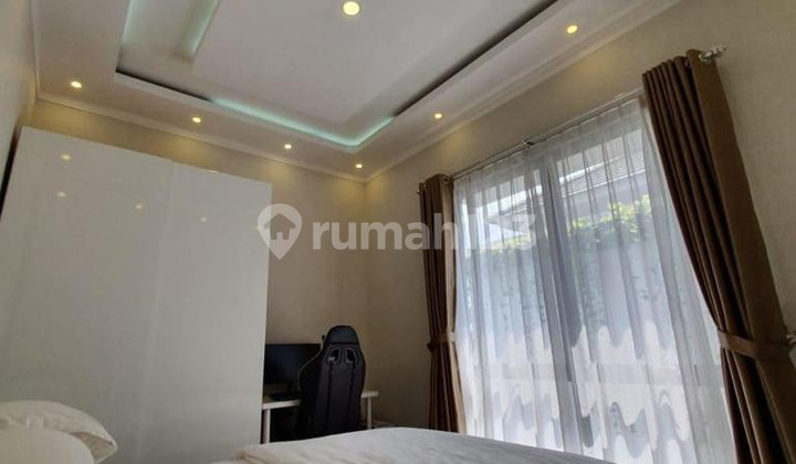Quick Sale House in a cluster, 24-hour security in Bintaro Jaya 9.