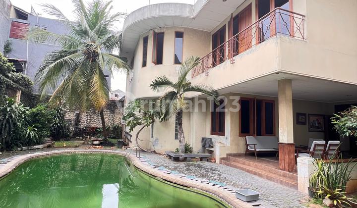Rumah Bagus di Jl Sasak Cipete Jakarta Selatan