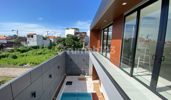 For Sale New Villa Modern Mewah di Berawa, Canggu
