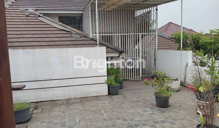 RUMAH MEWAH DI PERUM GRAHA TIRTA CLUSTER BROMELIA SIDOARJO 1