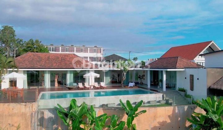 LUXURY VULLA IN CANGGU FOR SALE OPEN NEGO
