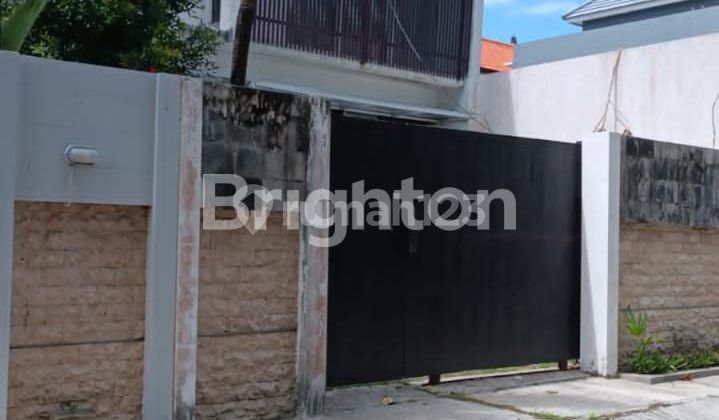 VILLA DI SEMINYAK 3 BEDROOM VILLA DI SEMINYAK 3 BEDROOM