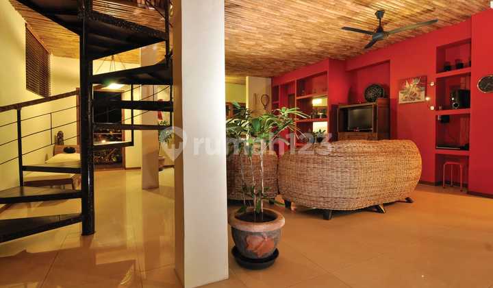 LEASEHOLD 33 YEARS LUXURY APARTMENT 7 BEDROOMS IN TANJUNG BENOA NUSA DUA