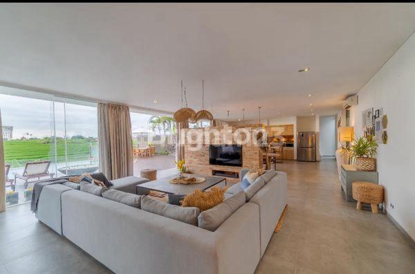 FOR SALE: LUXURY VILLA – CANGGU BABAKAN FOR SALE: LUXURY VILLA – CANGGU BABAKAN