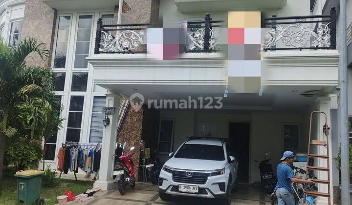 Rumah Mewah Hook Bangunan Mandiri.  2