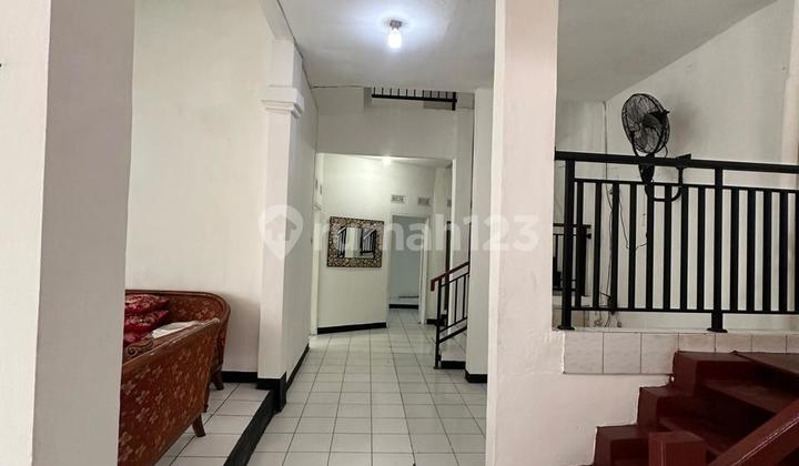 Disewakan Rumah Luas Siap Huni Komplek Riung Bandung 2