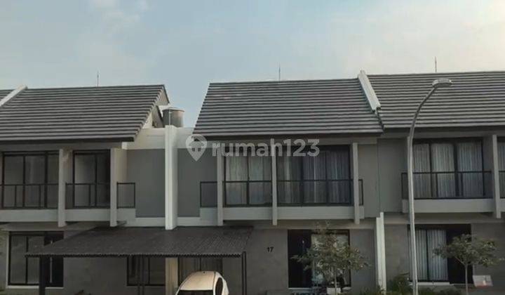 Rumah Kota Baru Parahyangan Modern Minimalis Siap Huni 1