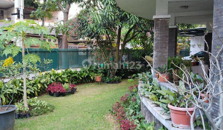 Rumah Asri Adem Posisi Hook Sayap Riau Kota Bandung 2