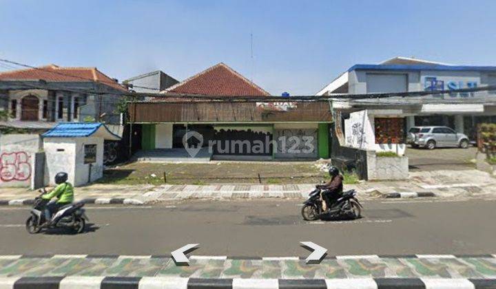 Rumah Mainroad Sayap Dago Riau Kota Bandung