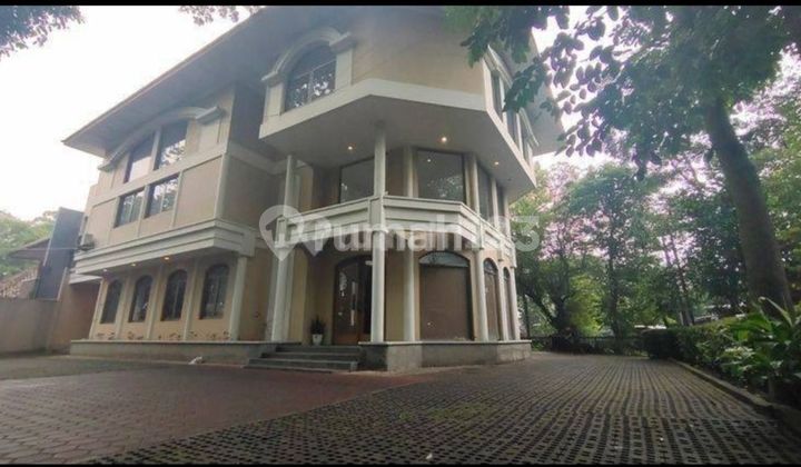 Gedung Megah Di cipaganti - Pasir Kaliki Kota Bandung