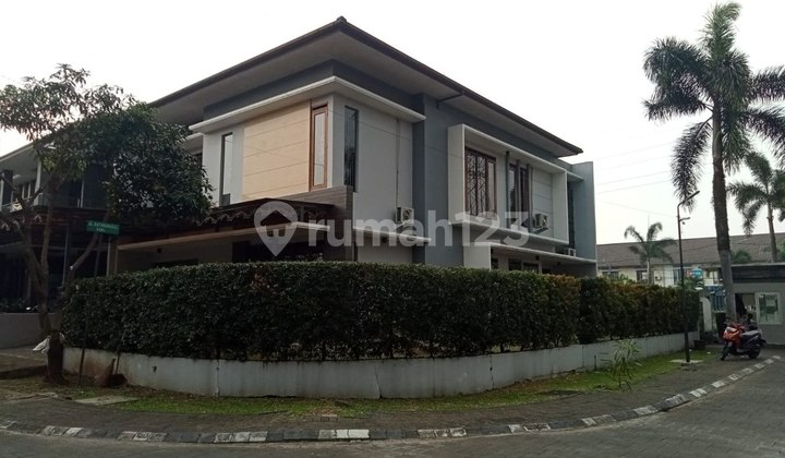 Rumah Bagus Posisi Hoek Taman Luas Komplek Batununggal Bandung Rumah Bagus Posisi Hoek Taman Luas Komplek Batununggal Bandung
