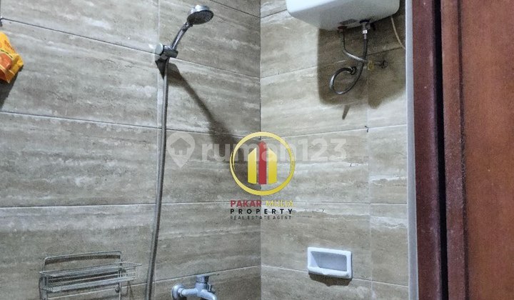 Beautiful House in Batununggal, Bandung City, Rarely Available 2