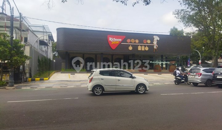 Rumah Ruang Usaha Mainroad Riau Bandung Jarang Ada