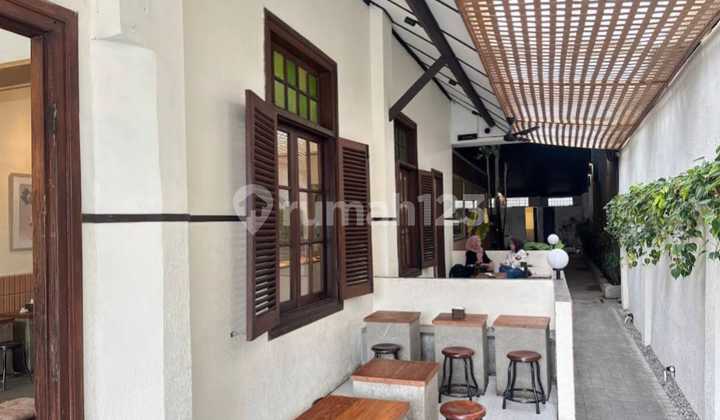 Rumah Usaha Strategis Potensial Area Jalan Sunda Kota Bandung