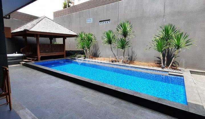 Disewakan Rumah Lux Pool Mewah Kolam Renang Furnish di Ciumbuleuit Bandung Bandung Utara Bandung Dekat Unpar Unpad Dago Setiabudi Bandung 1