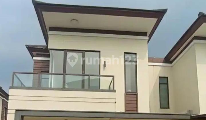 Termurah Disewakan Rumah 2 lantai posisi hook sudah ada ACnya 1