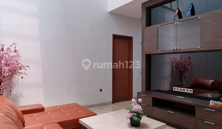 Rumah Dijual di Cluster Pondok Indah Jakarta Selatan 1