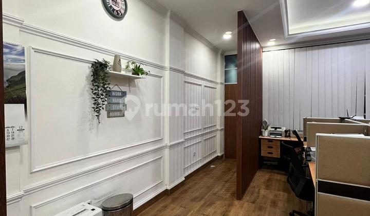 For sale: Shophouse on Biak Street. 2