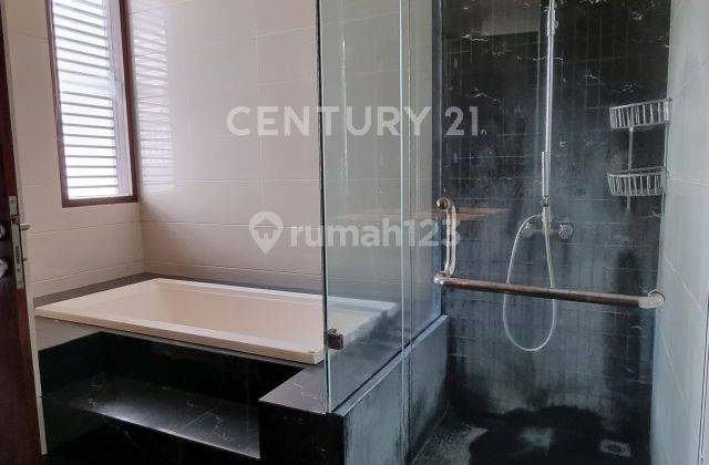 Rumah Disewakan Di Area Pondok Indah Dekat PIM 1. 2