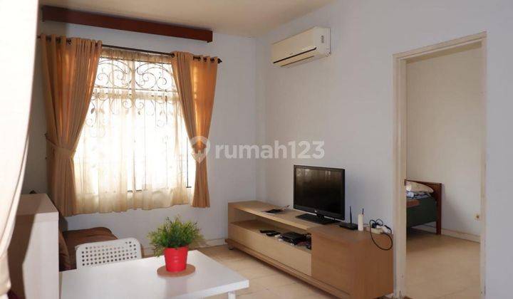 Townhouse di Taman Paris 2 Lippo Karawaci Tangerang 1