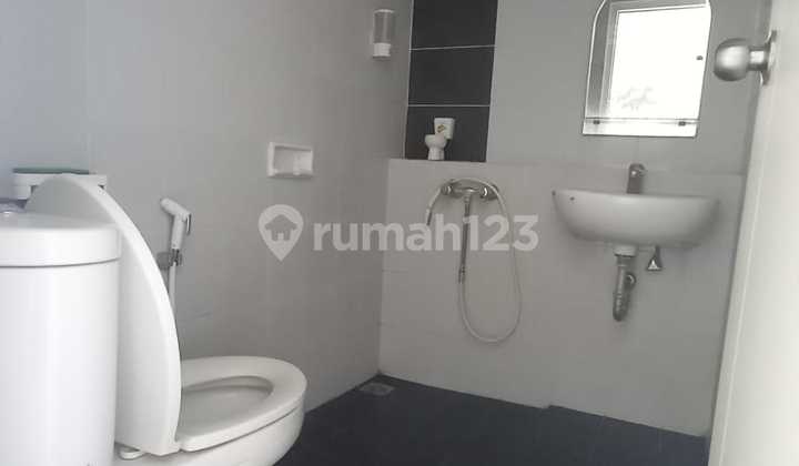 For Sale, Ready-to-Occupy House in Oleaster Cluster, Gading Serpong For Sale, Ready-to-Occupy House in Oleaster Cluster, Gading Serpong